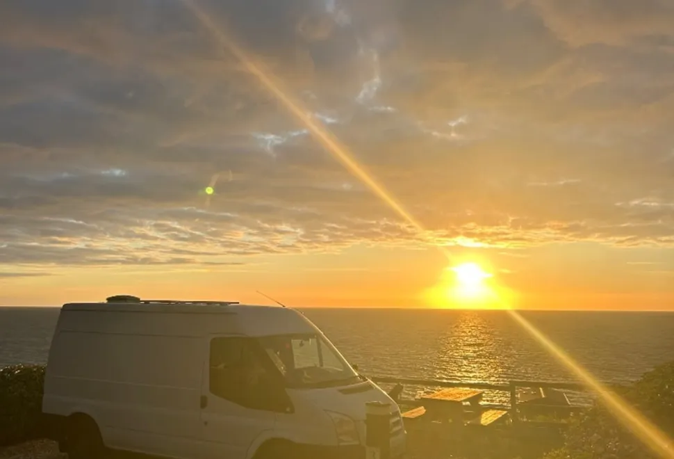Ford Transit T280 fixed double bed 2010