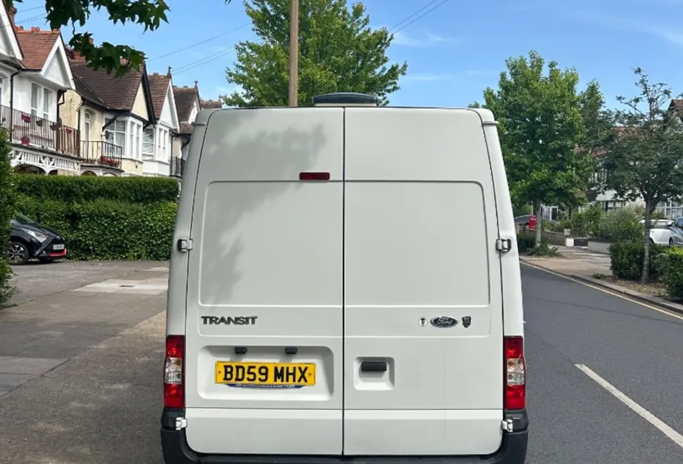 Ford Transit T280 fixed double bed 2010