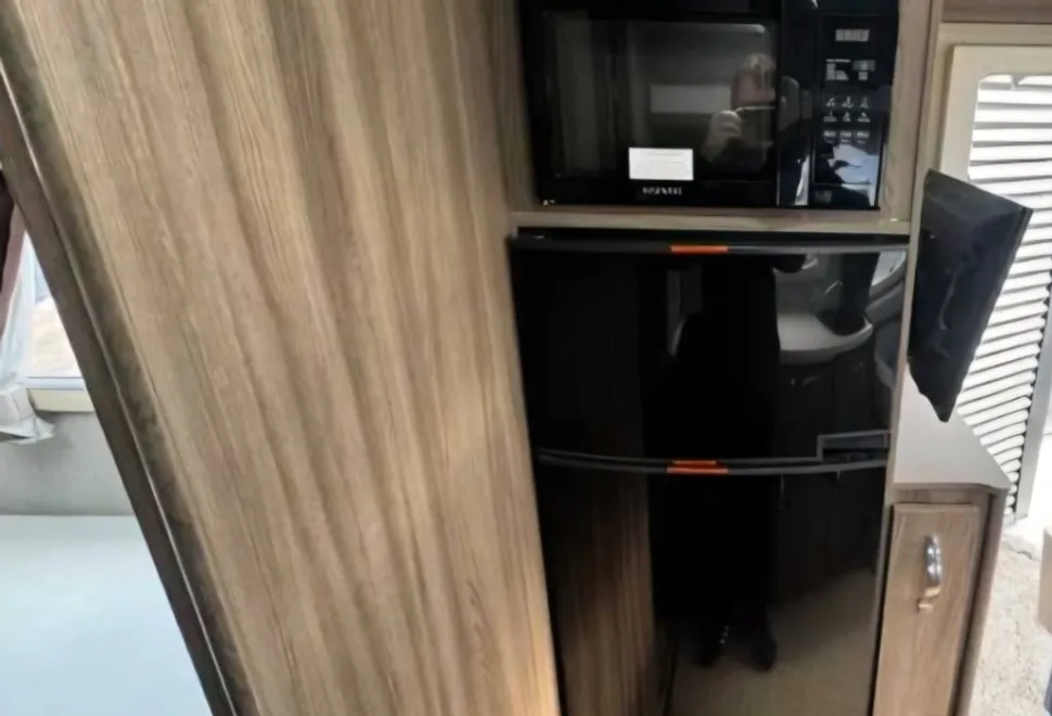 Autosleeper Corinium FB 2016