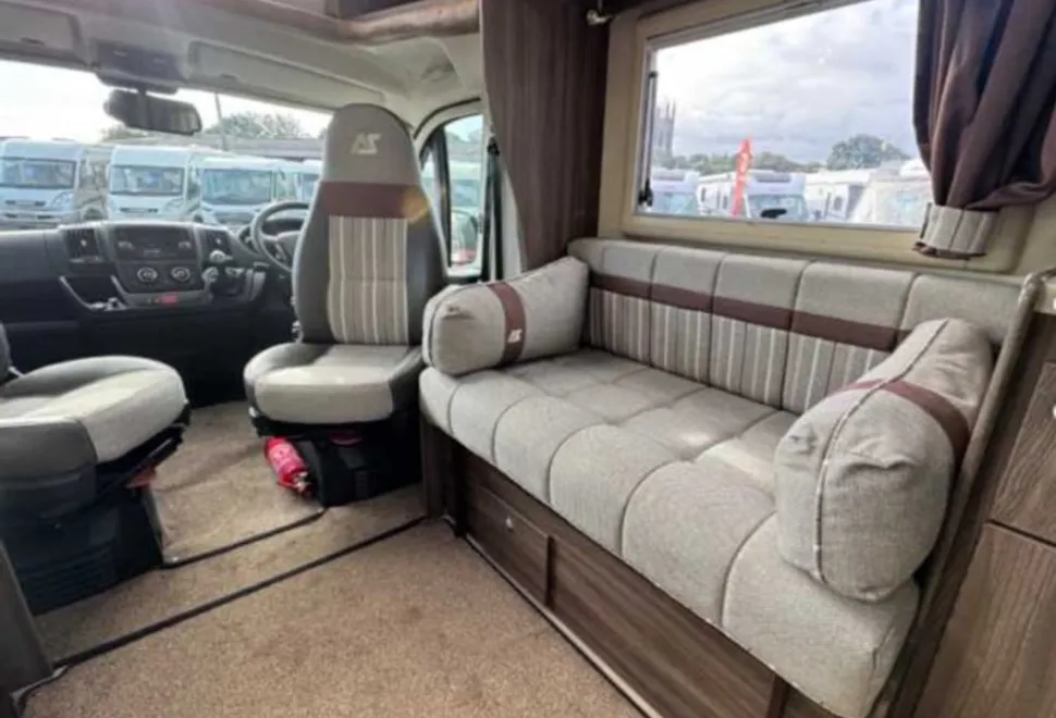 Autosleeper Corinium FB 2016