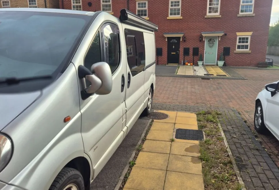Vauxhall Vivaro LWB Converted Campervan 2013