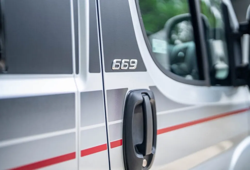 Auto-Trail V Line 669S 2021