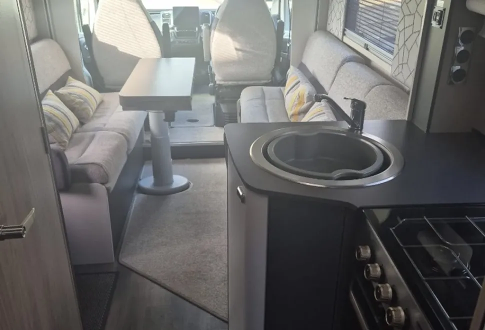 Swift Histyle 674 2023
