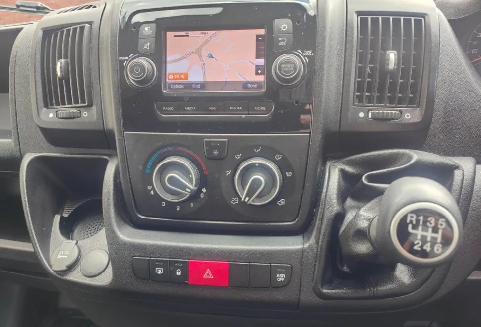 Peugeot Boxer 435 Pro 2021