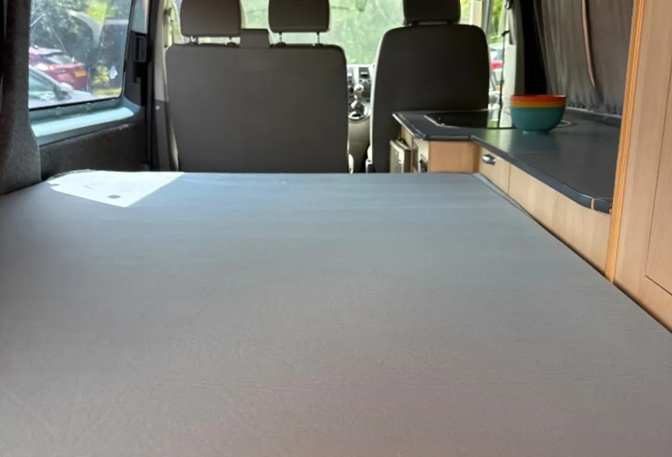 Volkswagen T3 Transporter T30 130 TDI LWB 2004