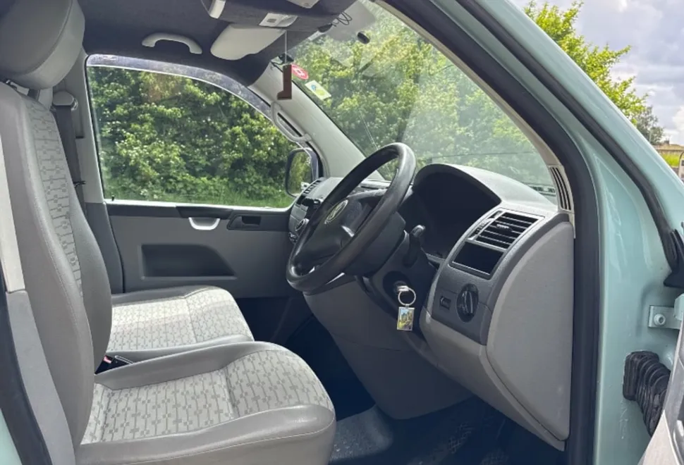 Volkswagen T3 Transporter T30 130 TDI LWB 2004