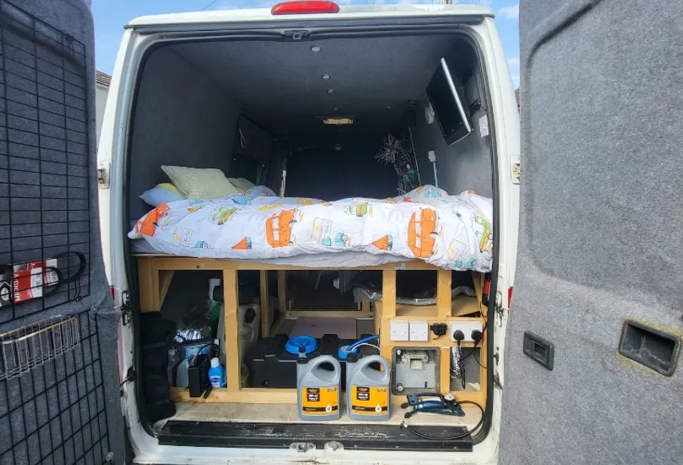 Peugeot Van conversion 2006