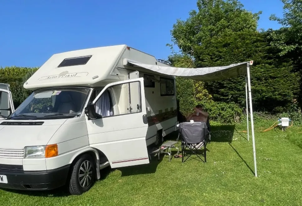 Volkswagen Auto trail apache navajo 1994