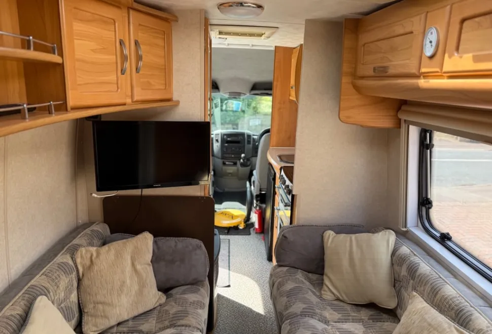 Volkswagen Crafter LWB 2010