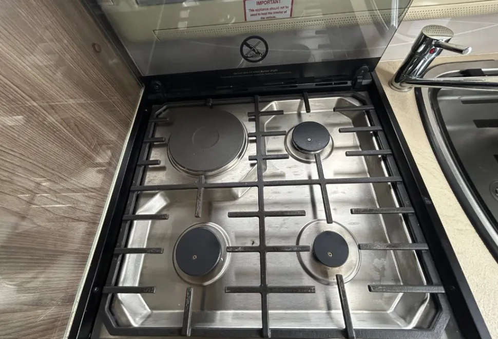 Autosleeper Broadway EK TB LD 2019