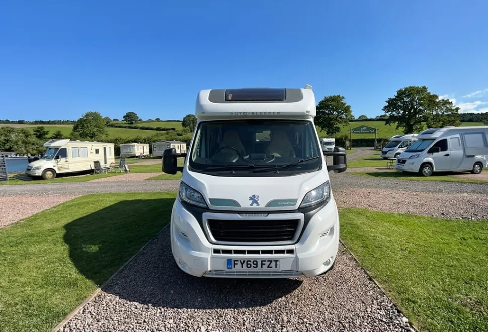 Autosleeper Broadway EK TB LD 2019