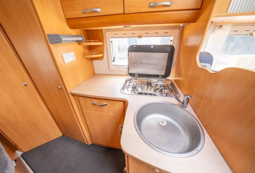 Chausson Welcome 85 2006