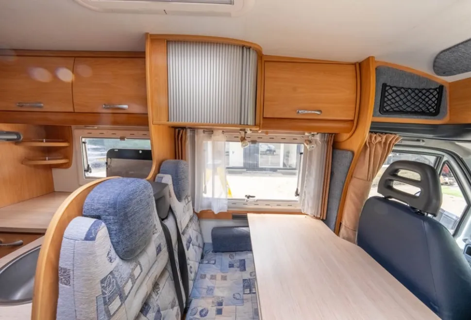 Chausson Welcome 85 2006