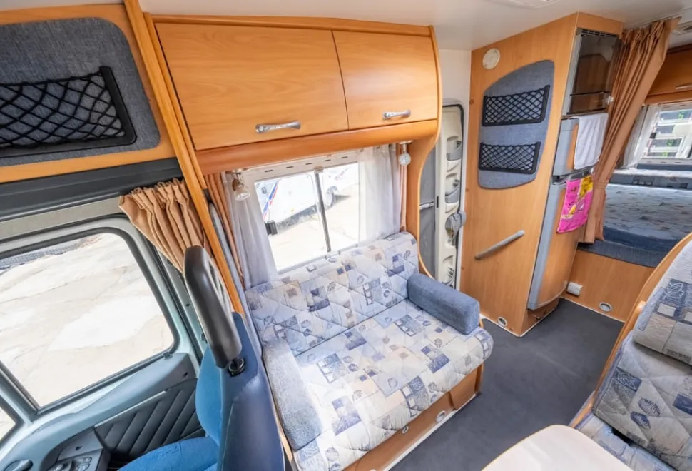Chausson Welcome 85 2006