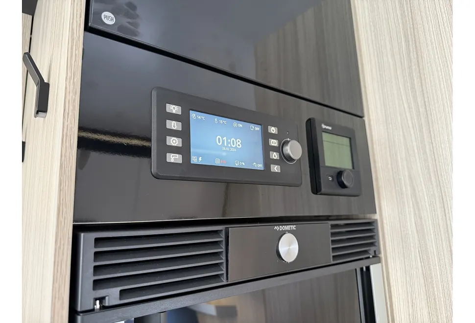 Sun Living A Series 70DK 2025