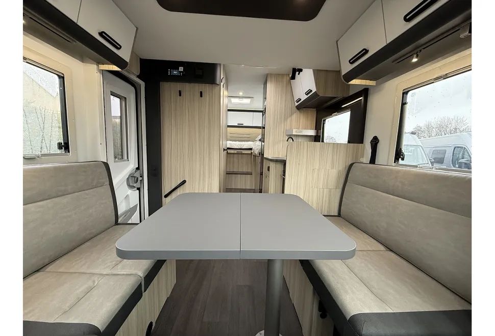 Sun Living S Series 72DL 2025