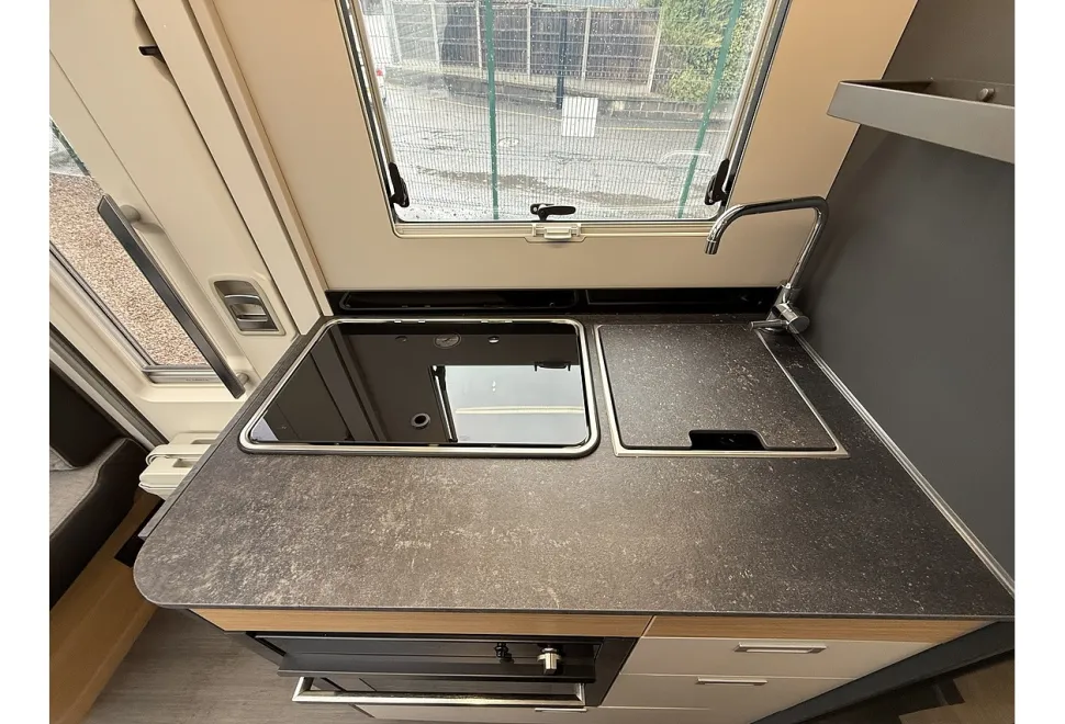 Adria Coral 600 SL 2023