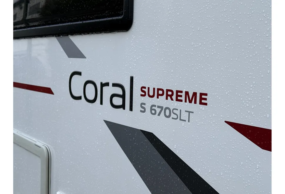 Adria Coral Supreme 670 SLT 2015