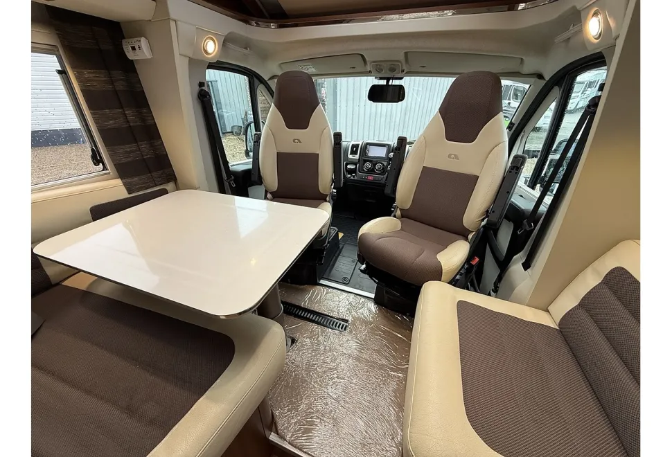 Adria Coral Supreme 670 SLT 2015