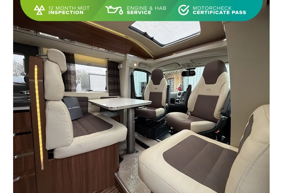 Adria Coral Supreme 670 SLT 2015