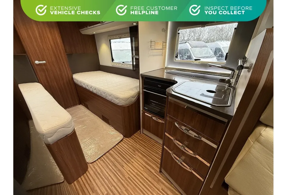 Adria Coral Supreme 670 SLT 2015