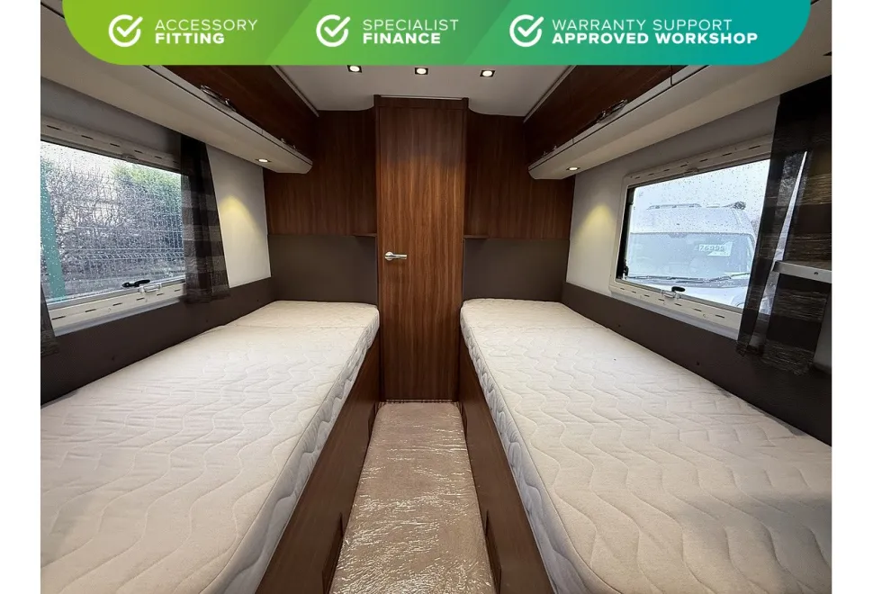 Adria Coral Supreme 670 SLT 2015