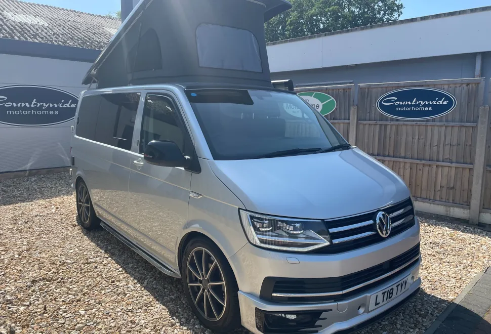 Volkswagen Camper 2.0 BiTDI T32 BlueMotion Tech Sportline  204 CAMPER by AVT  2018