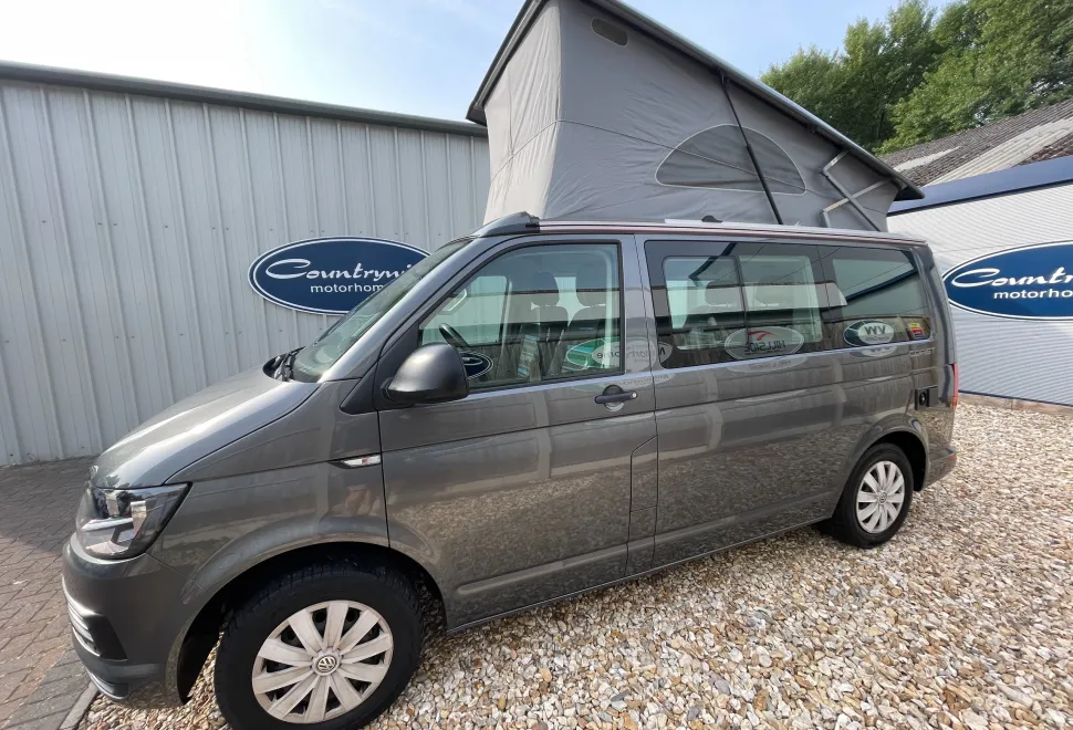 Volkswagen California COAST DSG - LEFT HAND DRIVE  2025