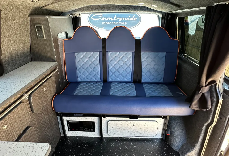 Volkswagen Camper Levante Six 2024