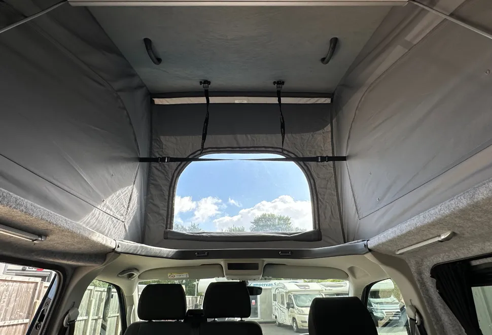 Volkswagen Camper by FUNKY DUBZ - 5 SEAT BELTS  2019