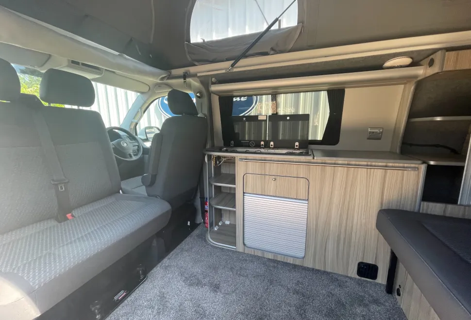 Volkswagen Transporter  VANGUARD CONVERSION  2014