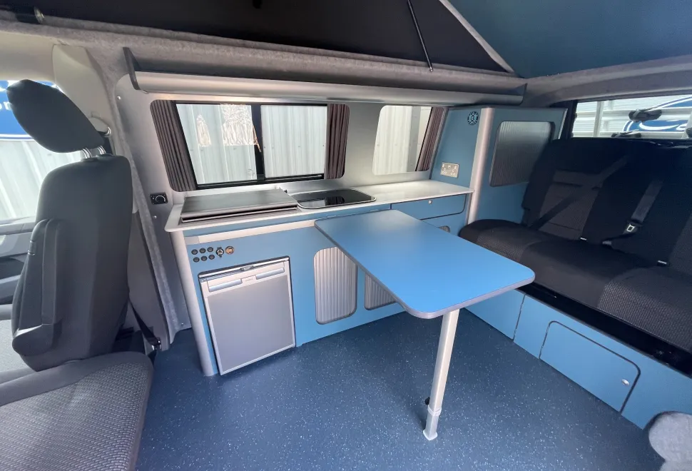Volkswagen Camper Highline LWB by BATH CAMPERS 2021