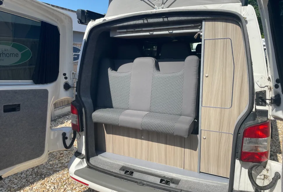 Volkswagen Transporter  VANGUARD CONVERSION  2014