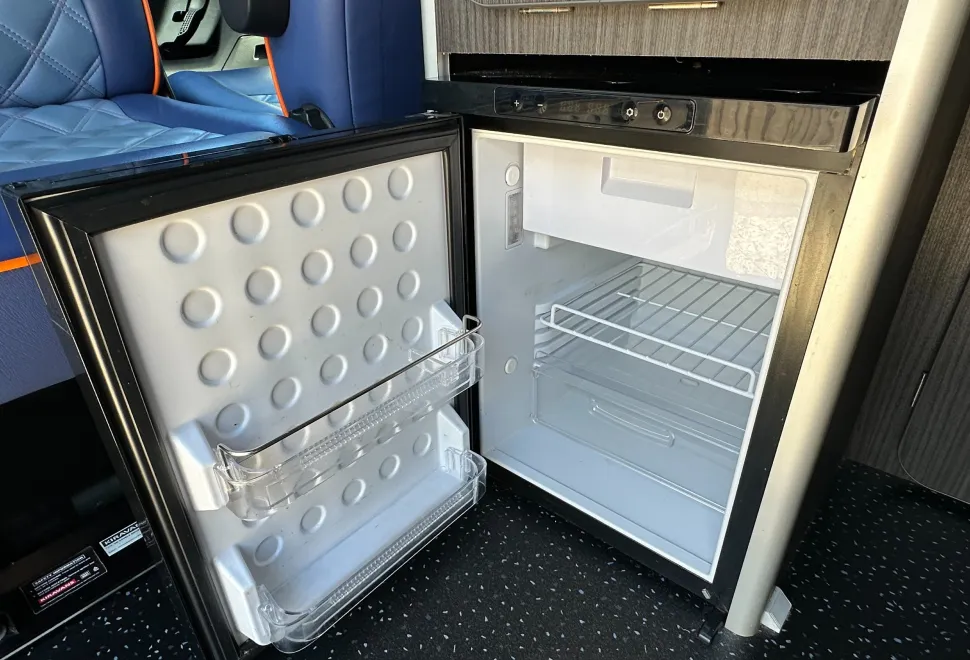 Volkswagen Camper Levante Six 2024