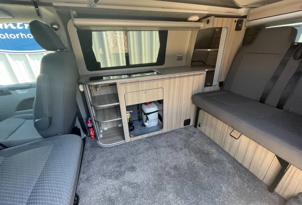 Volkswagen Transporter  VANGUARD CONVERSION  2014