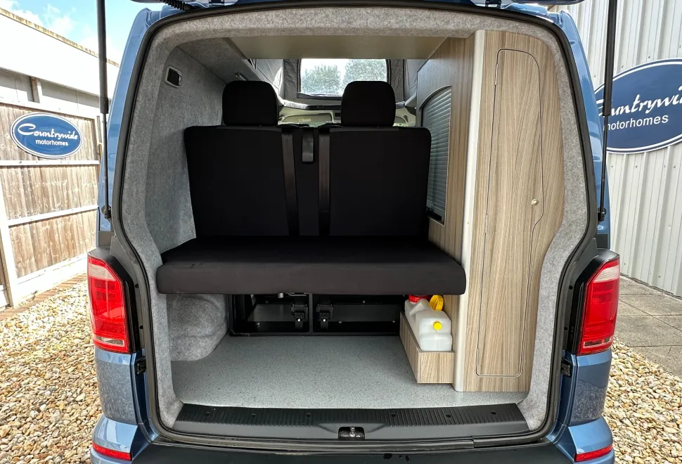 Volkswagen Camper by FUNKY DUBZ - 5 SEAT BELTS  2019