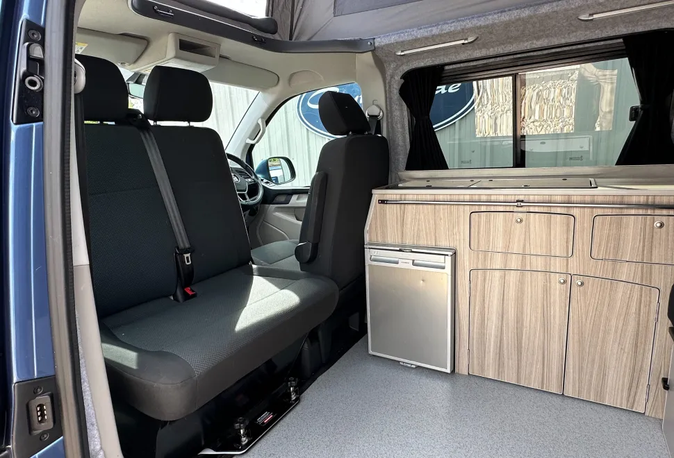 Volkswagen Camper by FUNKY DUBZ - 5 SEAT BELTS  2019