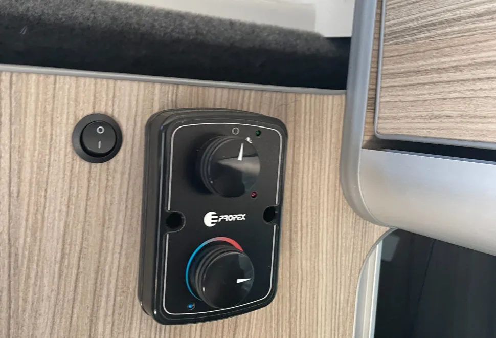 Volkswagen Transporter  VANGUARD CONVERSION  2014