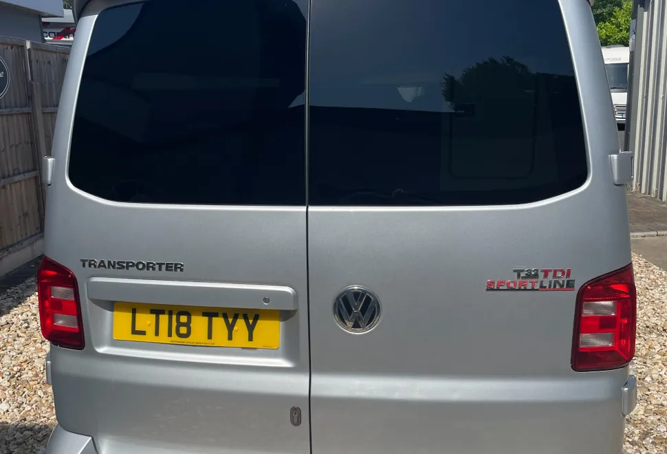 Volkswagen Camper 2.0 BiTDI T32 BlueMotion Tech Sportline  204 CAMPER by AVT  2018