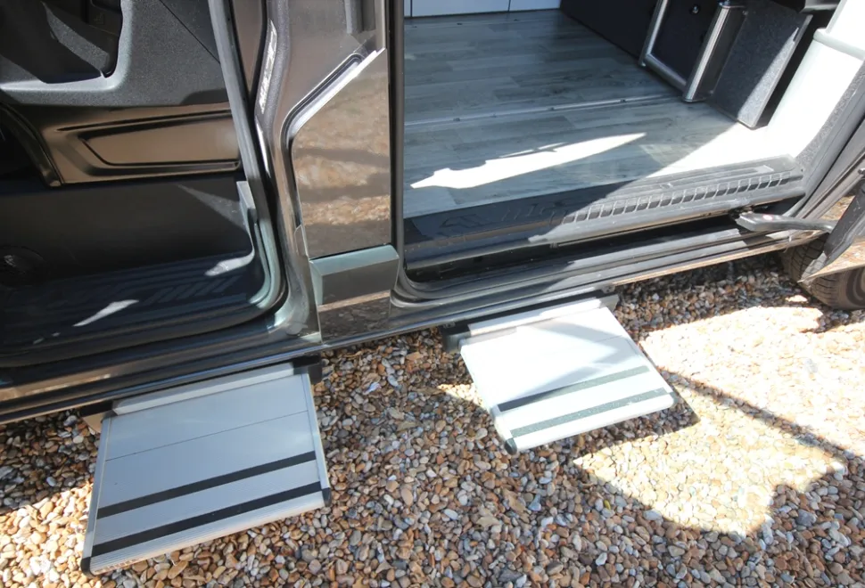 CMC Hembil  Ford Escape Camper - 170ps Automatic 2020