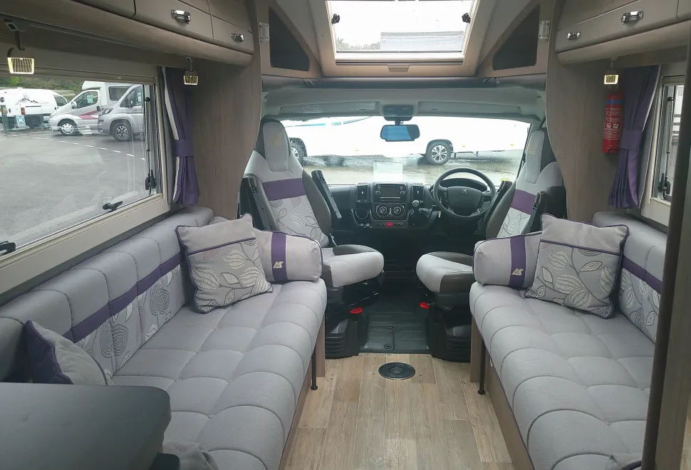 Auto-Sleepers Broadway EK TB LP  2020