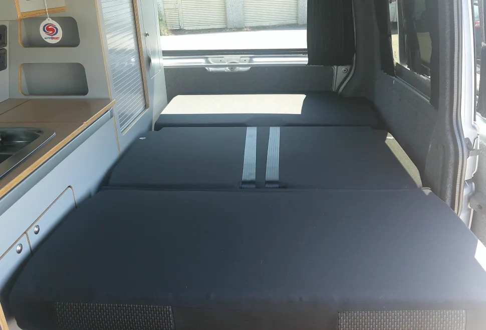 Volkswagen Transporter Stowford Conversion 2017
