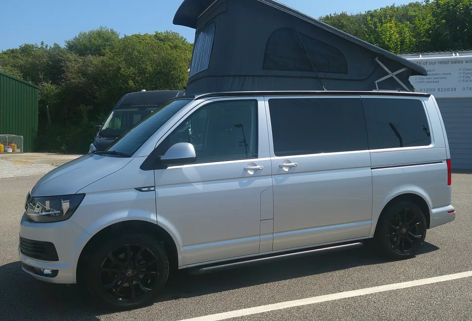 Volkswagen Transporter Stowford Conversion 2017