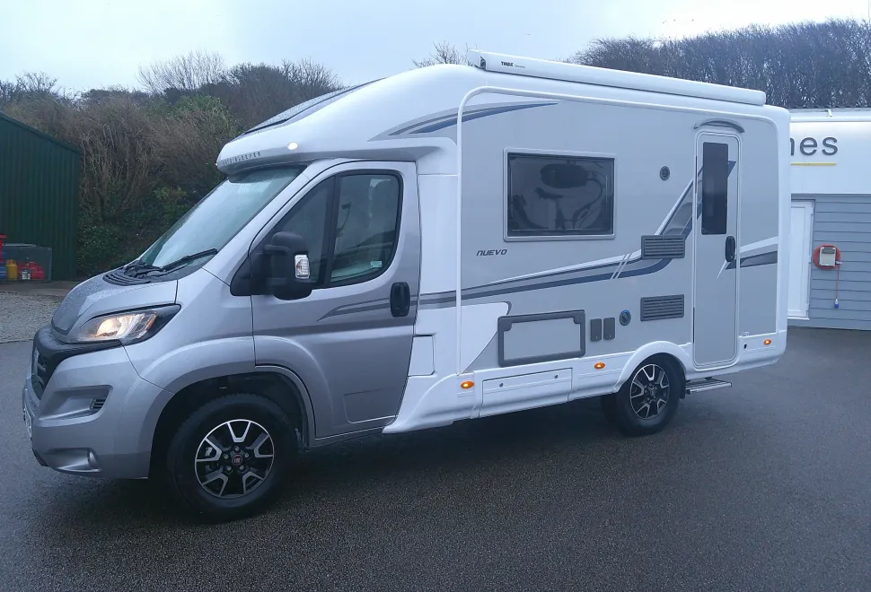 Auto-Sleepers Nuevo EK  2025