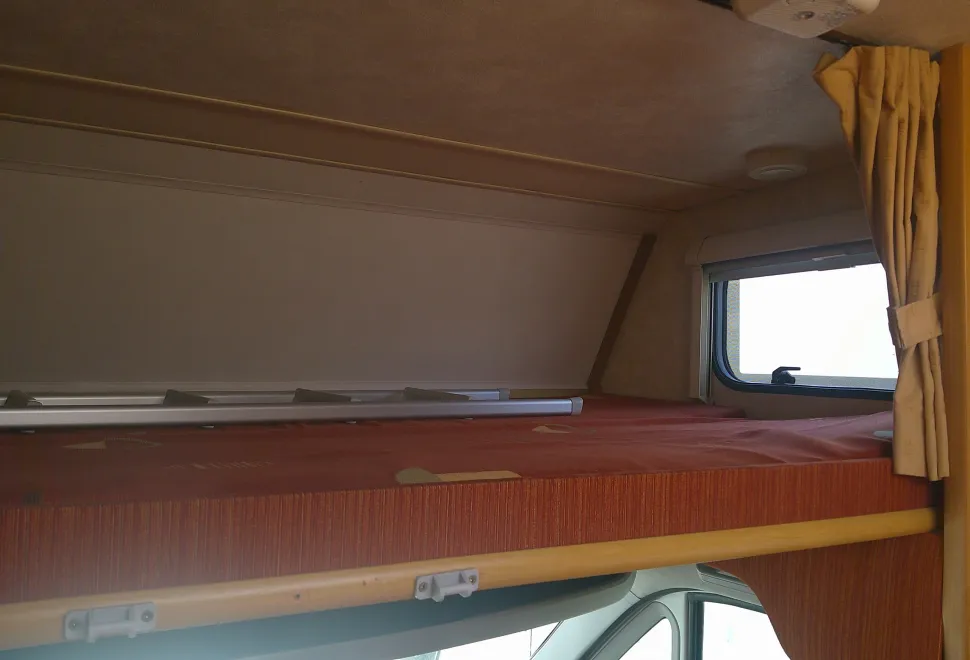 Elddis Autoquest 100  2007