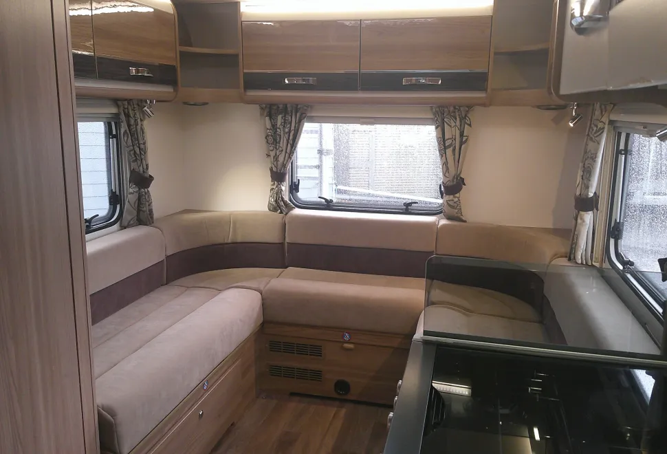 Bessacarr 496  2015