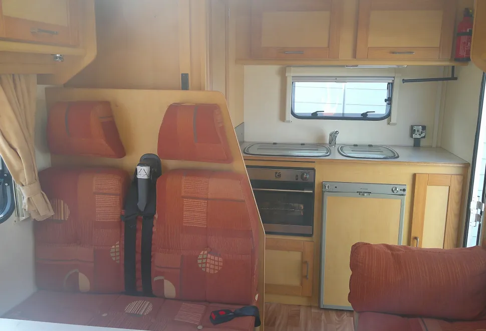 Elddis Autoquest 100  2007
