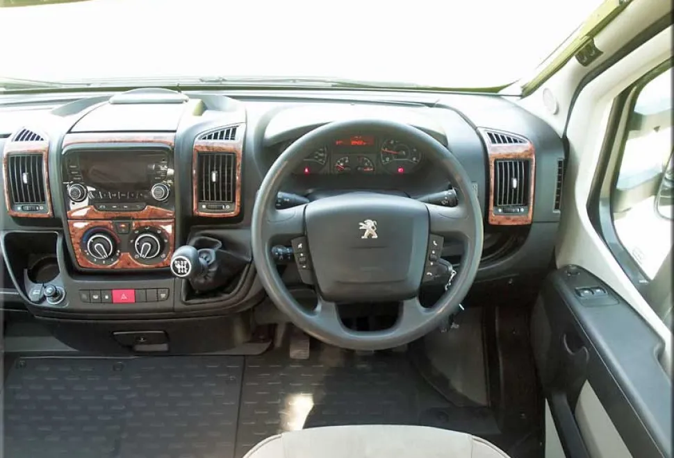Elddis Autoquest 115 Evolution Peugeot Boxer 2016