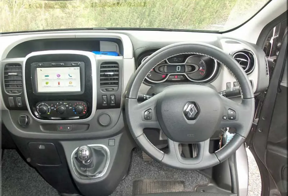 Renault Trafic Sport Manhattan by Sussex Campervans 2019