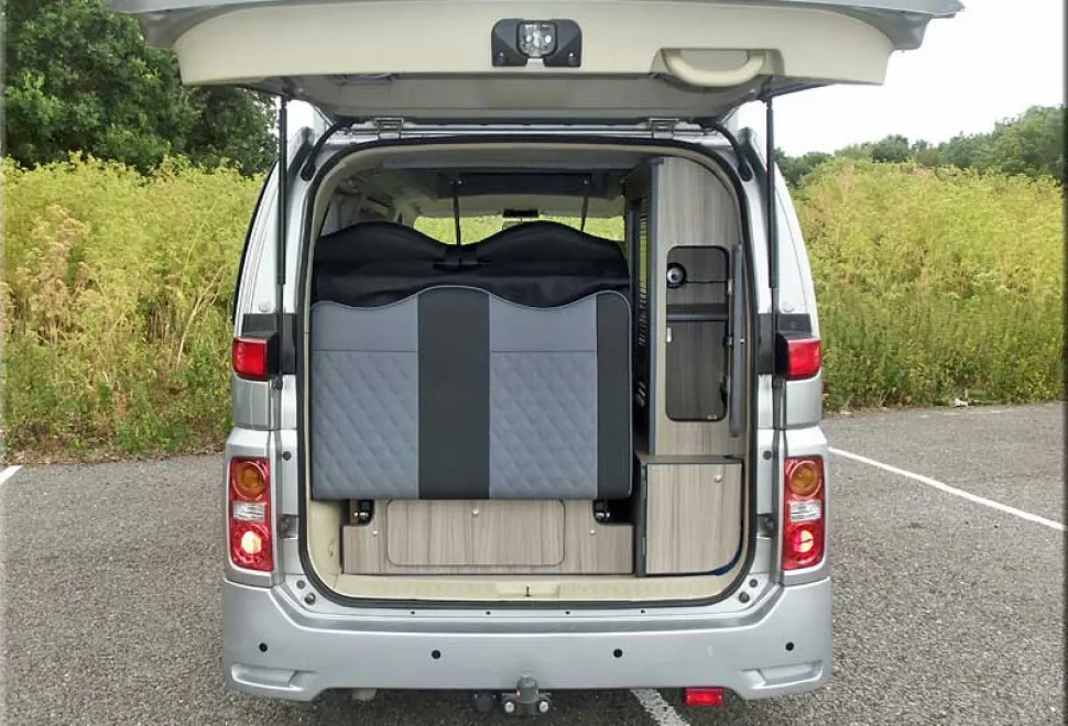 Nissan Elgrand Campervan Conversion 2020